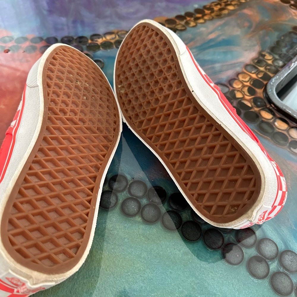 Vans - Picture 5 of 6
